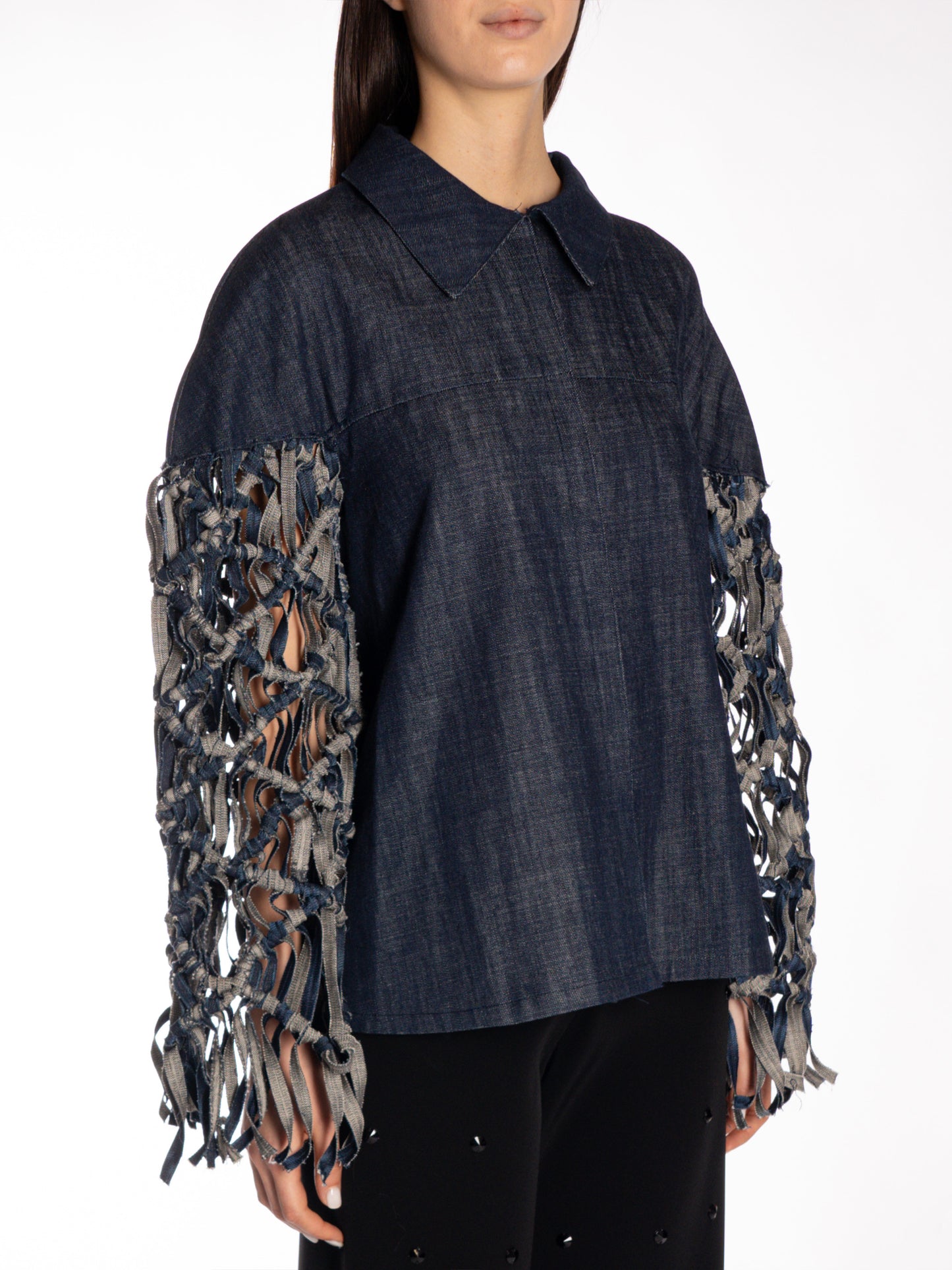 Giacca in denim con maniche in macramè