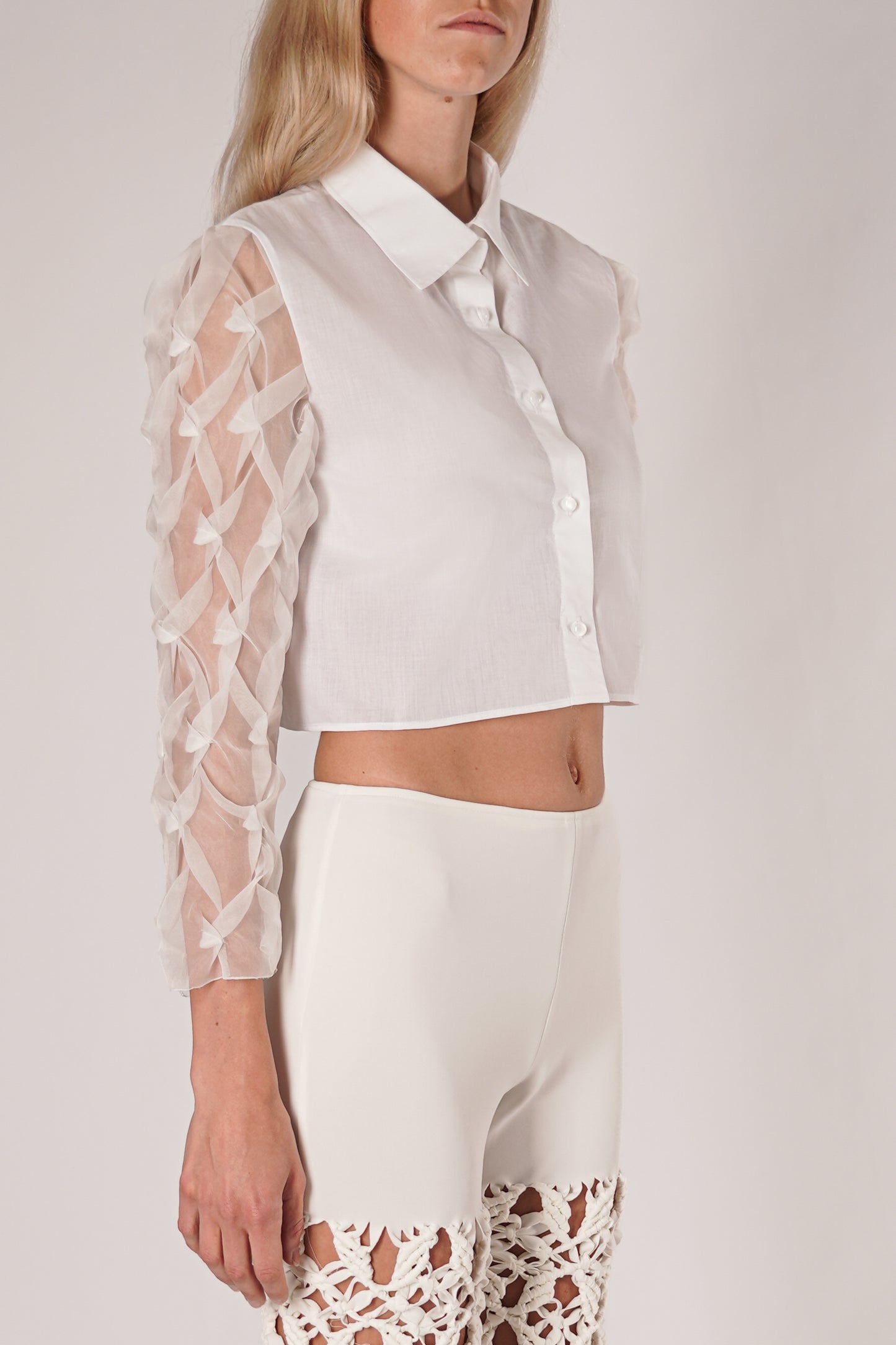 Camicia corta con maniche in organza