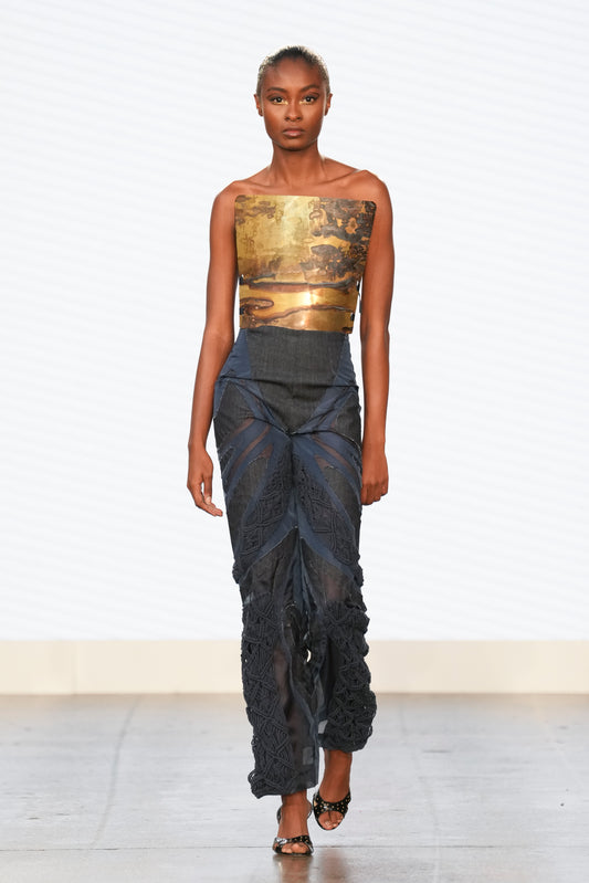 Pantaloni in denim e macramè